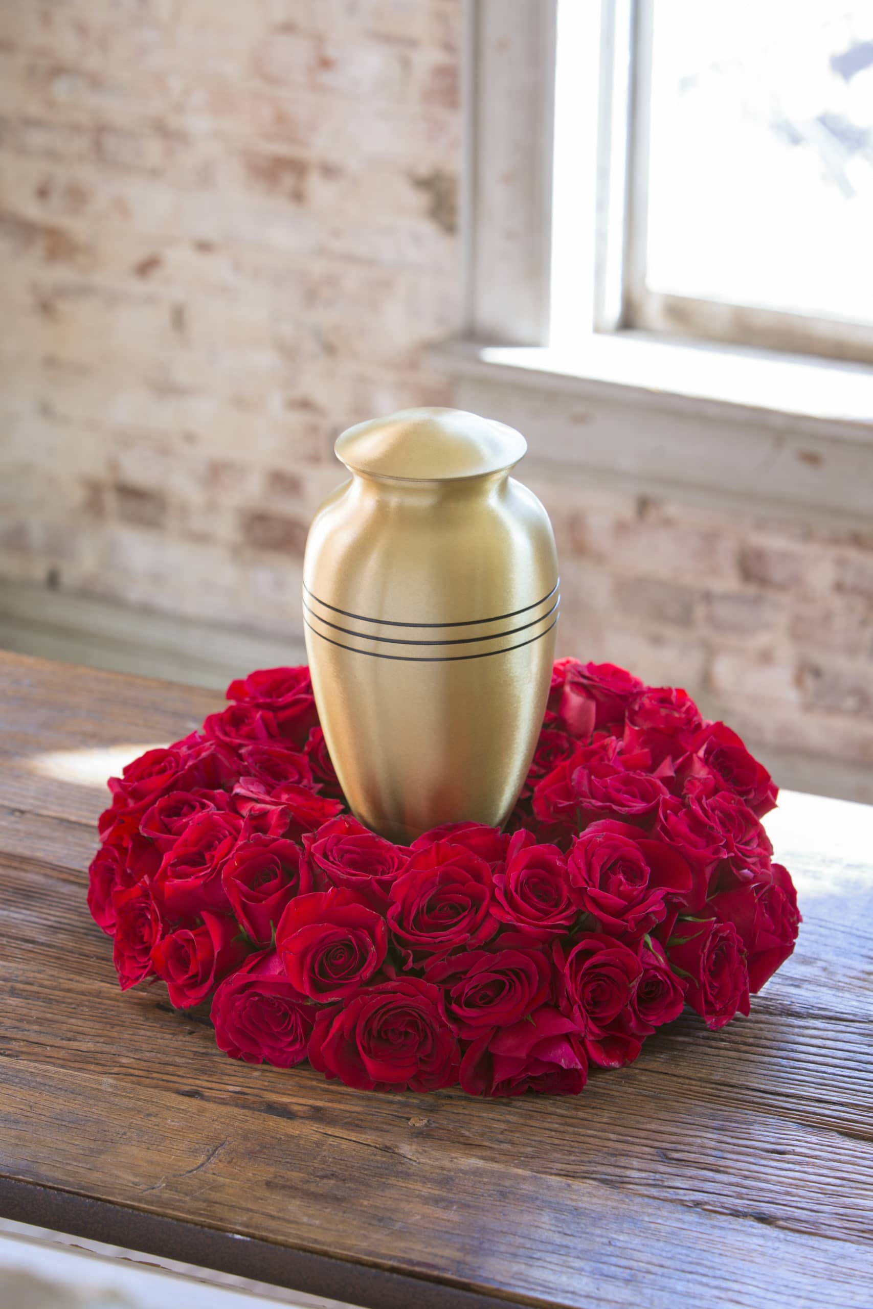 Regal Rose Cremation Arrangement