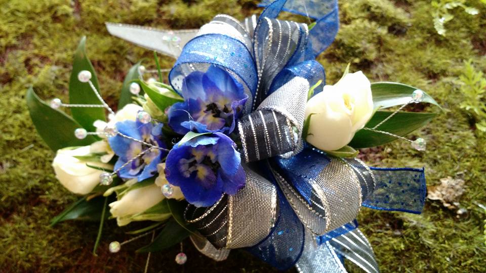 corsage_blue.jpg